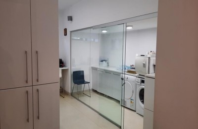 Spatiu comercial de vanzare zona Primaverii, Bucuresti 102.87 mp