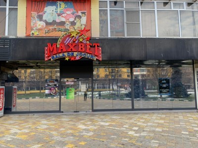 Spatiu comercial de vanzare Pitesti, judetul Arges 463.91 mp