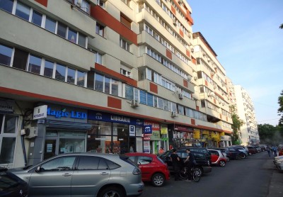 Spatiu comercial de vanzare zona Bulevard Ion Mihalache, Bucuresti 75.79 mp