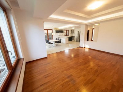 Villa for rent 5 rooms Pipera area, Bucharest