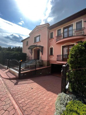 Villa for rent 6 room Baneasa area, Bucharest 520 sqm