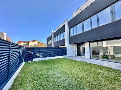 Vila de vanzare 6 camere zona Pipera - Cambridge School, Bucuresti