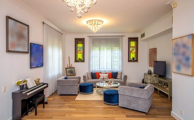 Villa for sale 8 rooms Pipera area, Bucharest 704 sqm