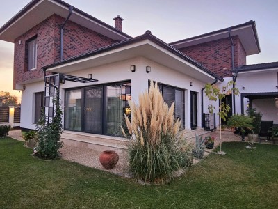 Turnkey villa for sale – 6 rooms, Paradisul Verde area – Corbeanca, Ilfov county