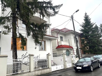 Vila nemobilata pretabila rezidential sau birouri 8 camere zona Floreasca, Bucuresti