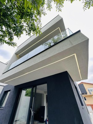 Duplex type villa for sale 6 rooms Iancu Nicolae - Jolie Ville area, Bucharest