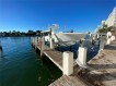 Beautiful condo 3 rooms with boat dock for sale Miami Beach, Florida 263 mp