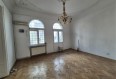 Apartament deosebit in vila interbelica &ndash; Ultracentral, zona Lascar Catargiu, Bucuresti
