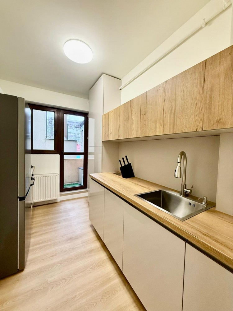 Apartament 3 camere de inchiriat zona Dorobanti, Bucuresti