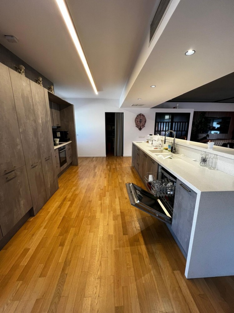 Apartament 3 camere zona Victoriei - Lascar Catargiu, Bucuresti 228.86 mp