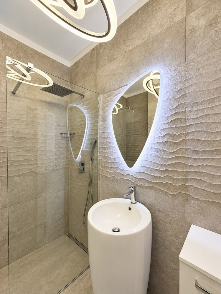 Apartament 5 camere cu rooftop privat de 514.32 mp zona Unirii - Tribunal, Bucuresti