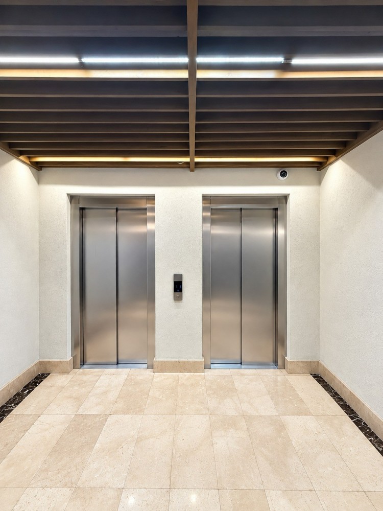 Apartament 5 camere cu rooftop privat de 514.32 mp zona Unirii - Tribunal, Bucuresti