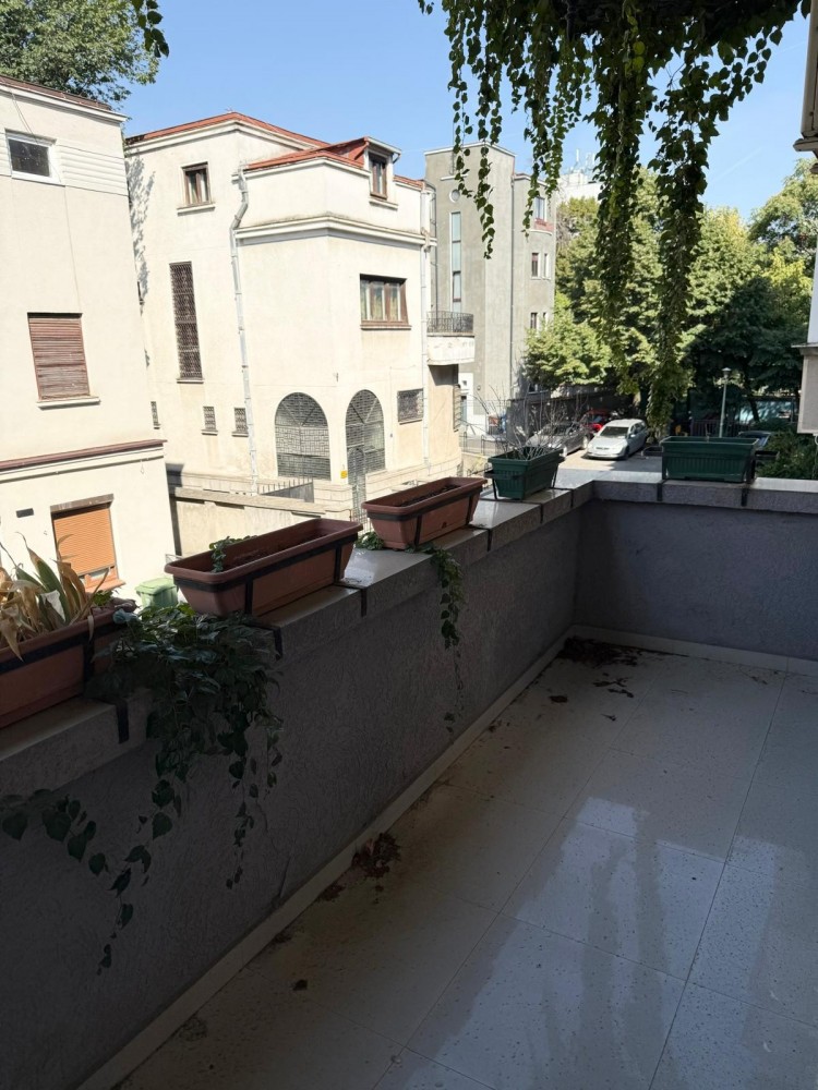2 room apartment for rent in Dorobanti area, Bucharest 92 sqm