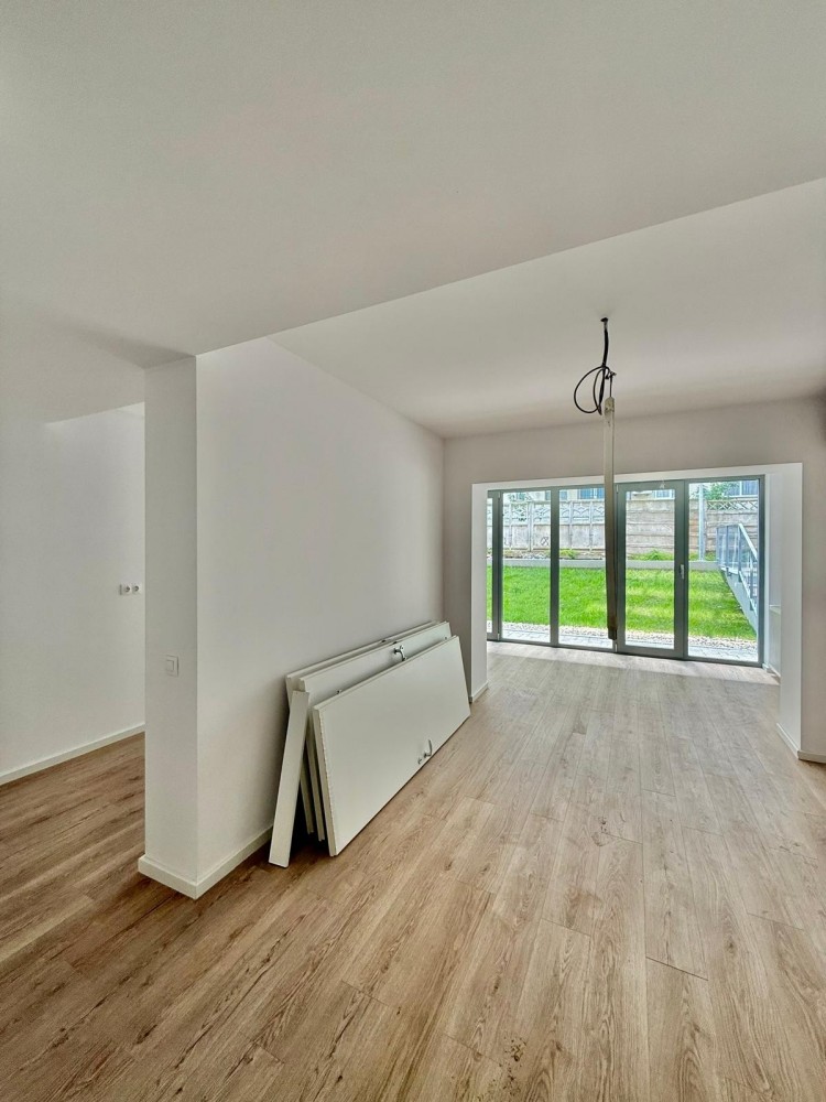 4 room apartment with garden in a brand new building for sale - Parcul Circului area, Bucharest 137.22 sqm