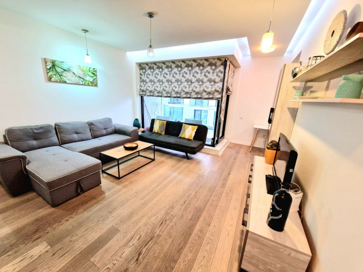 Apartament de inchiriat 2 camere, terasa panoramica zona Herastrau, Bucuresti