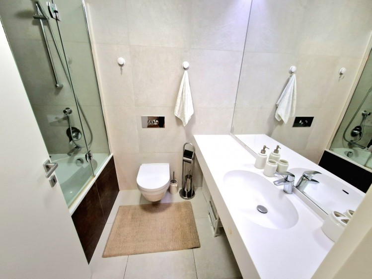 Apartament de inchiriat 2 camere, terasa panoramica zona Herastrau, Bucuresti