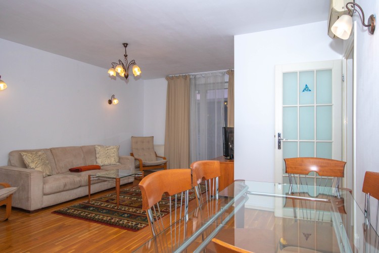 Apartment for rent 3 rooms Aviatorilor - Primaverii area, Bucharest 75 sqm