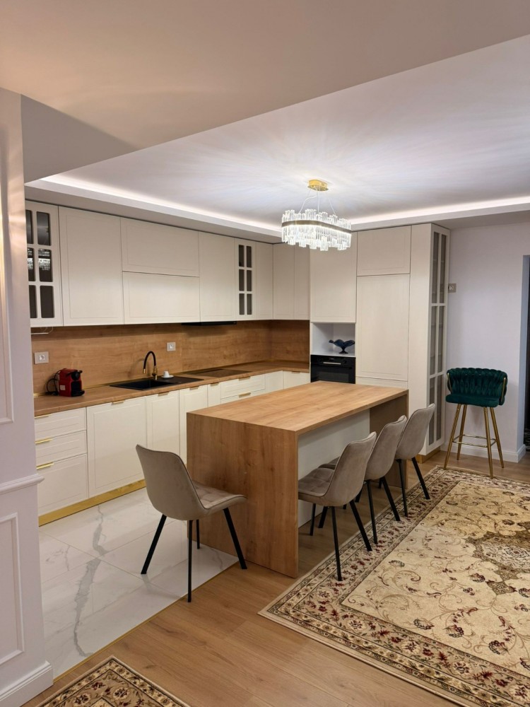 Apartament de inchiriat 3 camere zona Baneasa Ficusului, Bucuresti