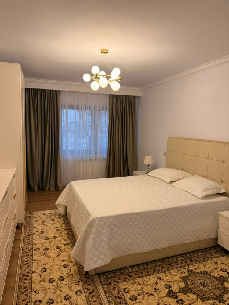 Apartament de inchiriat 3 camere zona Baneasa Ficusului, Bucuresti