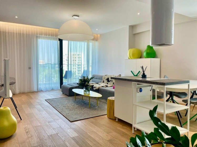 Apartament de inchiriat 3 camere zona Herastrau, Bucuresti 130 mp
