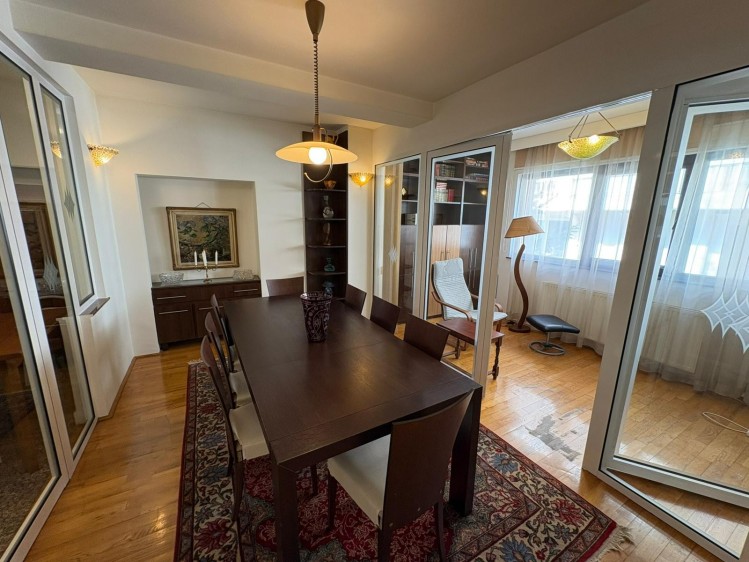 Apartment for rent 4 rooms Aviatorilor - Charles de Gaulle Bucharest 153 sqm
