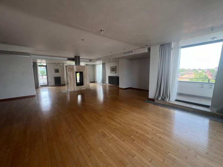 Apartament de inchiriat 4 camere complex rezidential elegant zona Dorobanti - Capitale, Bucuresti