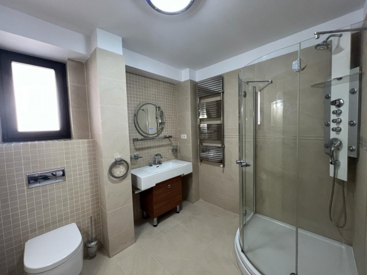 Apartament de inchiriat 4 camere zona Aviatorilor, Bucuresti 125 mp