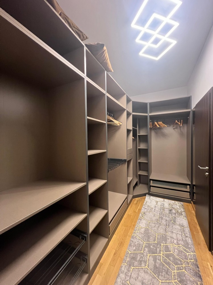 Apartment for rent 4 rooms Herastrau area, Bucharest 143.5 sqm