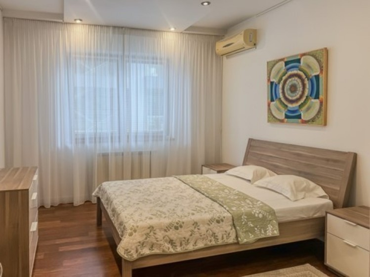 Apartament de inchiriat 4 camere zona Herastrau, Bucuresti