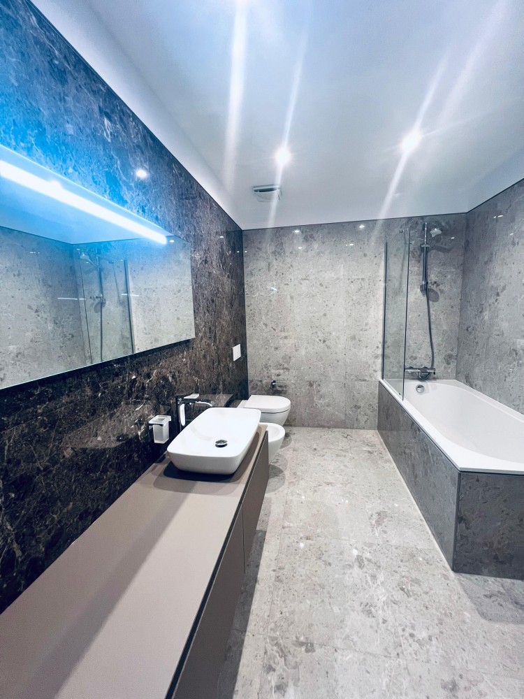 Apartament de inchiriat 4 camere zona Primaverii, Bucuresti