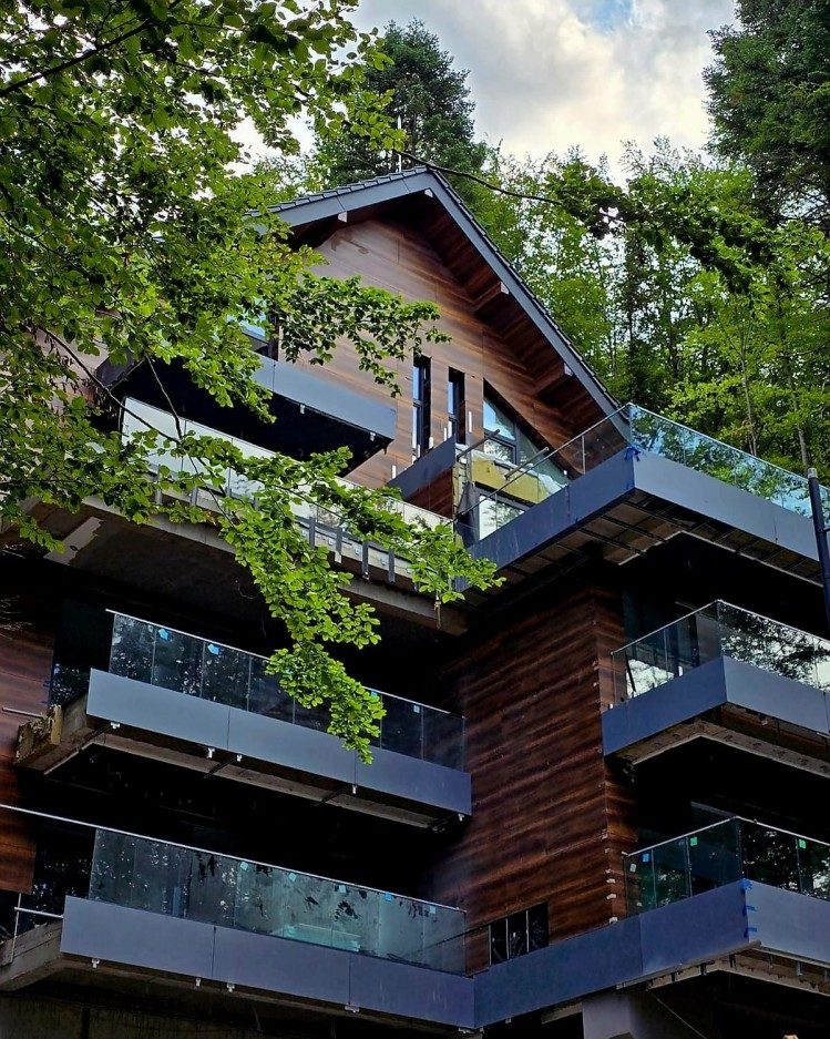 Apartment for sale 3 rooms, Sinaia area, Prahova county 111.6 sqm