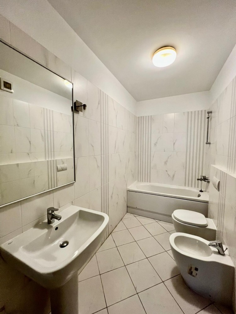 Apartment for sale 3 rooms Dorobanti Square -Beller, Bucharest 164 sqm