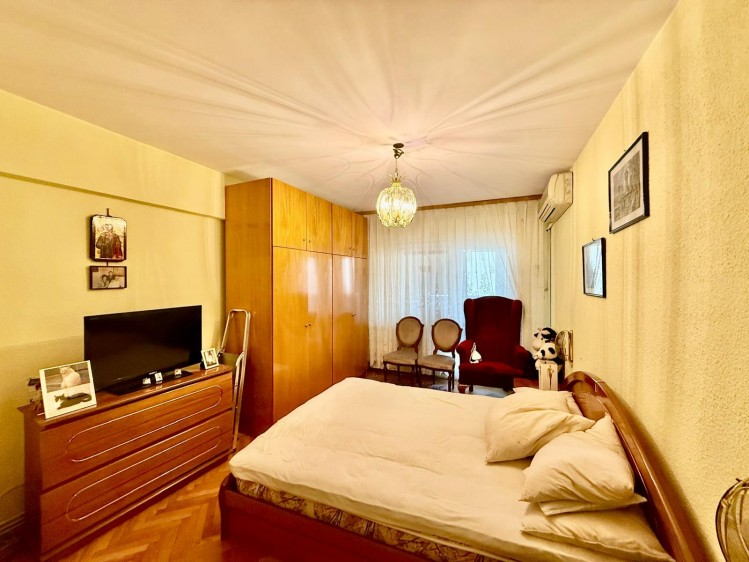 Apartament de vanzare 3 camere Piata Unirii - Tribunalul Bucuresti