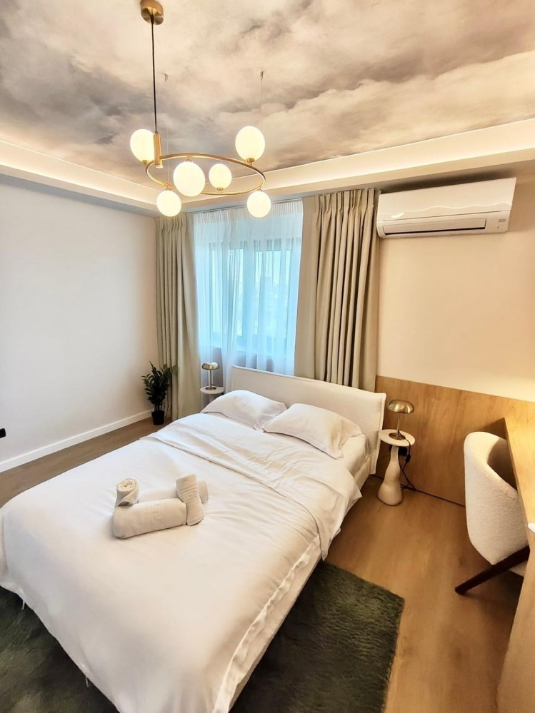 Apartament de vanzare 3 camere Ultracentral - Calea Victoriei, Bucuresti