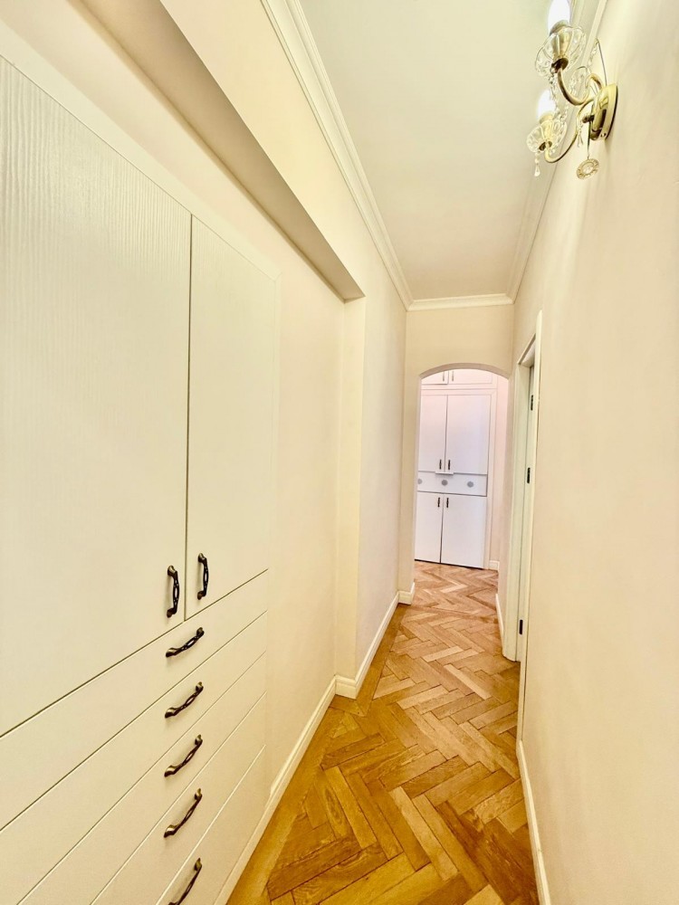 Apartment for sale 3 rooms Calea Dorobantilor, Bucharest 82 sqm