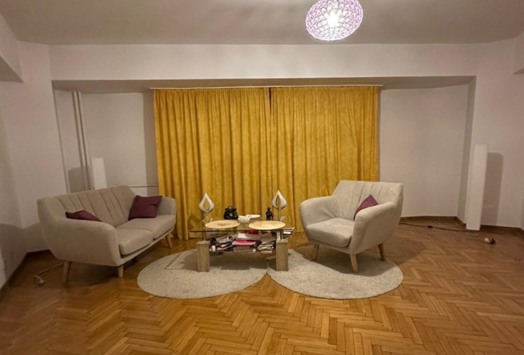Apartament de vanzare 3 camere zona Calea Victoriei, Bucuresti