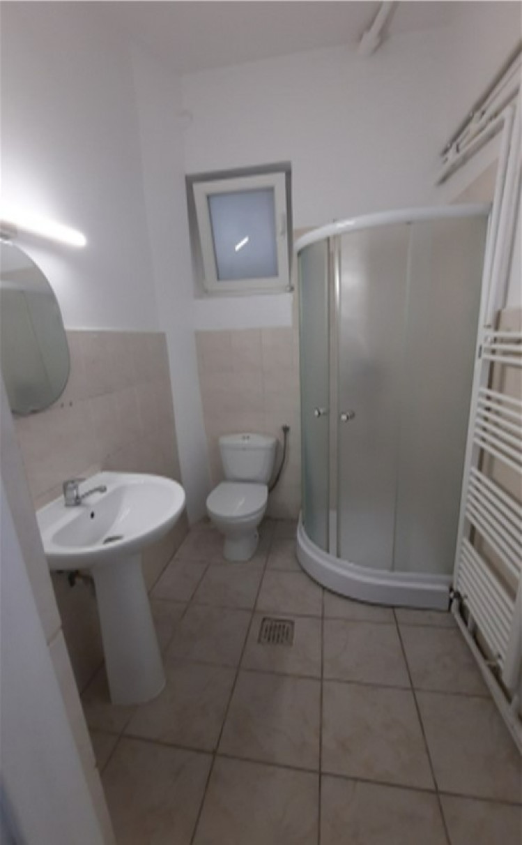 Apartment for sale 3 rooms Dorobanti area, Bucharest 85 sqm