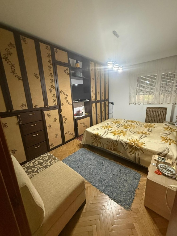 Apartment for sale 3 rooms Dorobanti - Capitale area, Bucharest