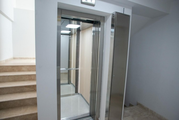 Apartament de vanzare 3 camere zona Dorobanti - Polona, Bucuresti