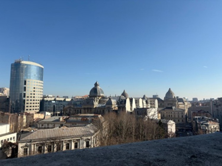 Apartment for sale 3 rooms Parliament Palace area, Bucharest