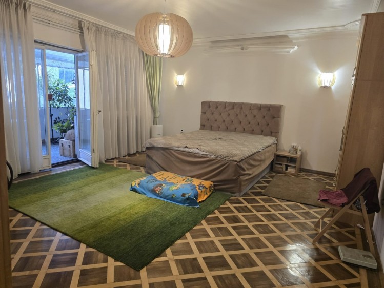 Apartment for sale 3 rooms Universitate - National Theater, Bucharest