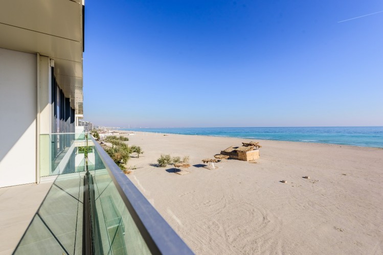 Apartament cu vedere spectaculoasa catre Marea Neagra, 4 camere Mamaia Nord,  judetul Constanta