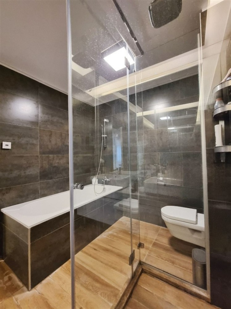 Apartament de vanzare 4 camere zona Parcul Bordei - Lacul Herastrau, Bucuresti