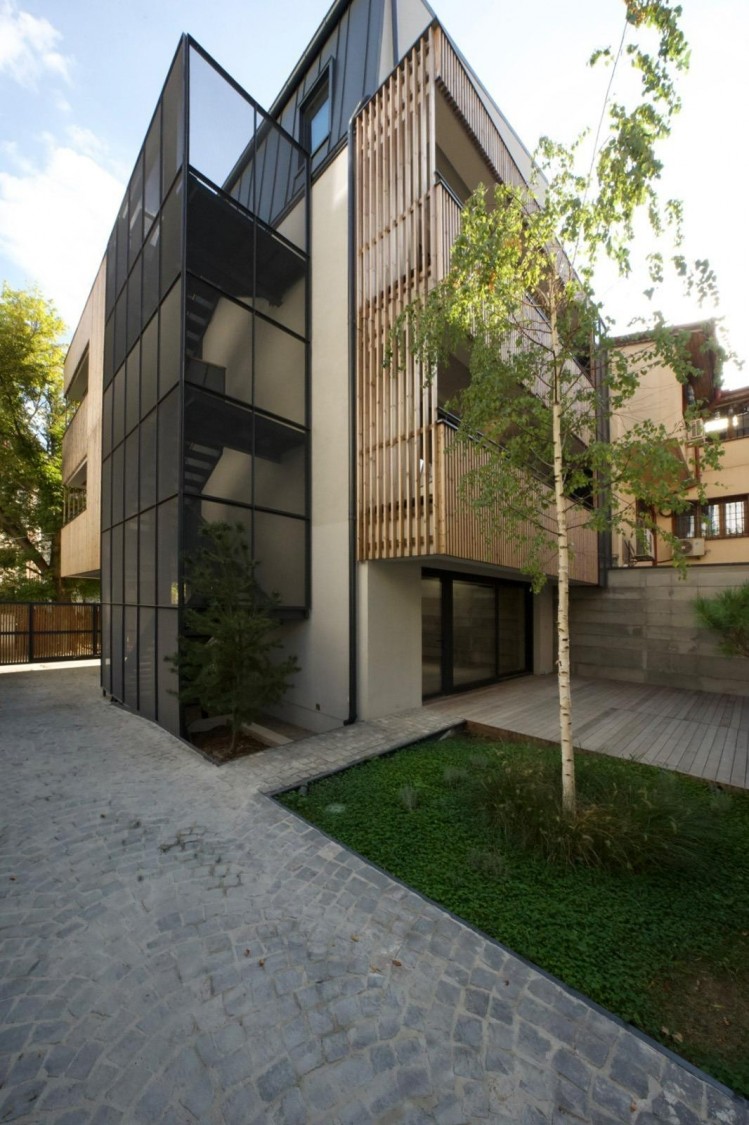 Duplex for sale 4 rooms in brand new villa Dorobanti area, Bucharest 152 sqm