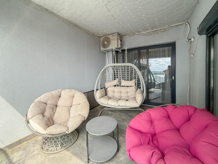 Apartament exclusivist 4 camere cu vedere la lac zona Barbu Vacarescu, Bucuresti