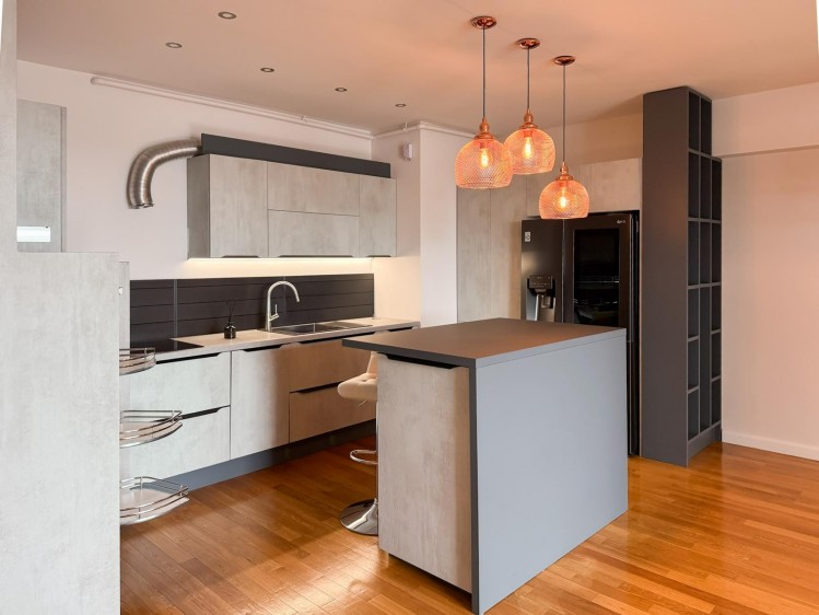 Apartament exclusivist 4 camere cu vedere la lac zona Barbu Vacarescu, Bucuresti
