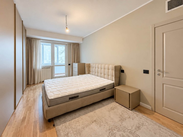 Beautiful apartment for sale 3 rooms Nordului Road - Herastrau, Bucharest 128.10 sqm