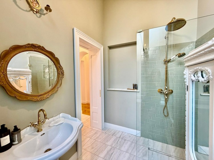 Apartment in villa for sale Gradina Icoanei area, Bucharest 89 sqm