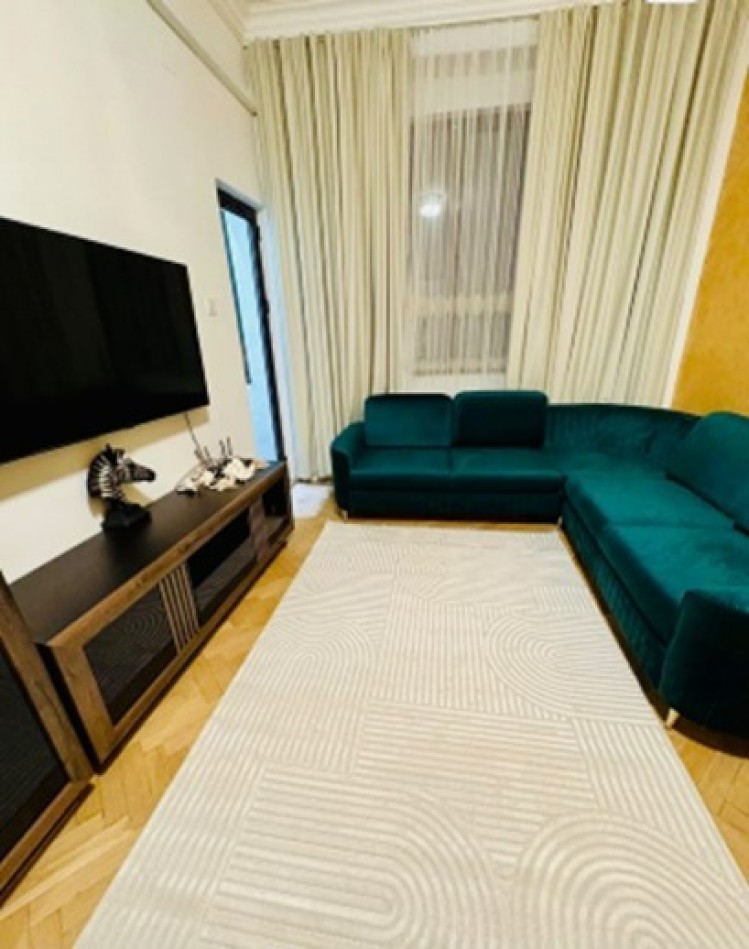 Apartament in vila de vanzare 4 camere zona Universitate - Coltei, Bucuresti 118 mp