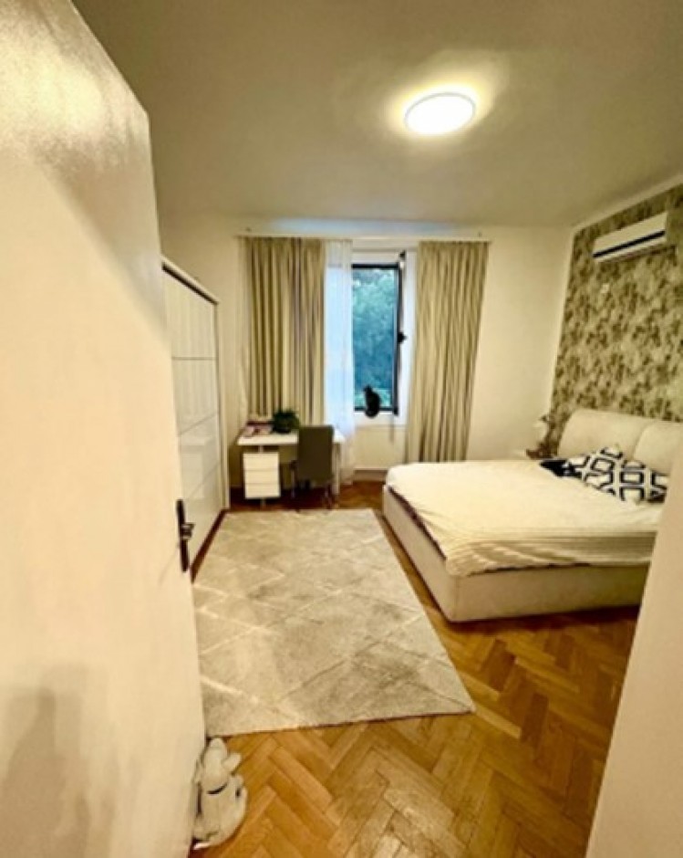 Apartament in vila de vanzare 4 camere zona Universitate - Coltei, Bucuresti 118 mp